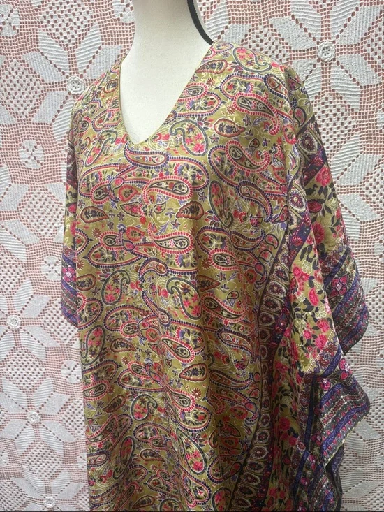 Bellamaya Paisley Caftan Dress | Boho Lounge - Picture 10 of 11